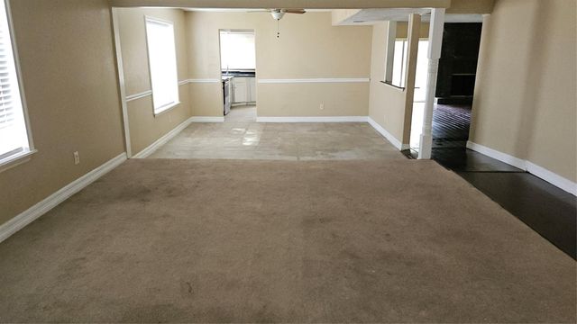 12807 Villawood Lane, Houston, TX 77072