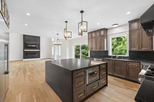 12707 Berkshire Drive, Mokena, IL 60448