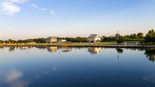 625 River Road, Lake Charles, LA 70601