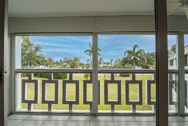 331 Tequesta Drive 221, Tequesta, FL 33469