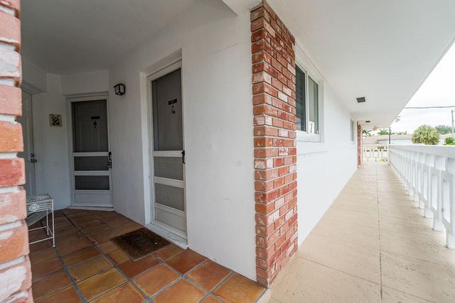 331 Tequesta Drive 221, Tequesta, FL 33469