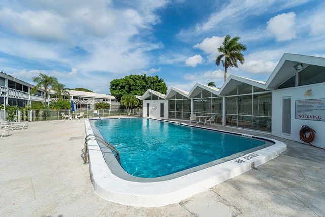 331 Tequesta Drive 221, Tequesta, FL 33469