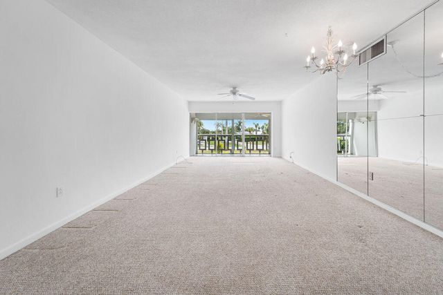 331 Tequesta Drive 221, Tequesta, FL 33469