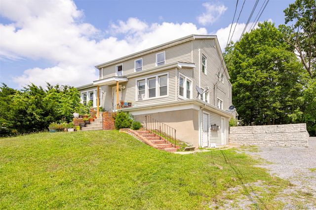 68 Clark Street 2nd floor, Poughkeepsie, NY 12601