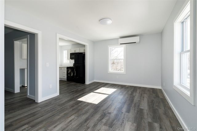 68 Clark Street 2nd floor, Poughkeepsie, NY 12601