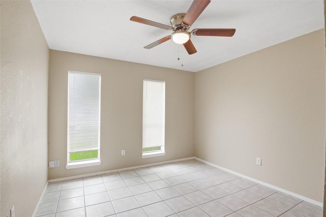 6122 S Greenpark Drive, Houston, TX 77072