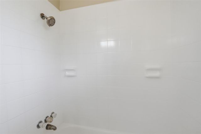 6122 S Greenpark Drive, Houston, TX 77072