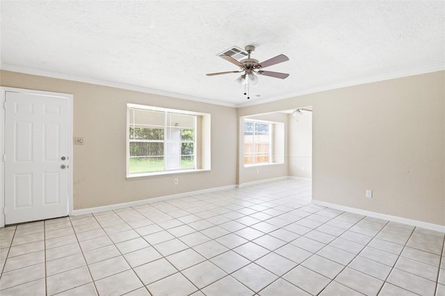 6122 S Greenpark Drive, Houston, TX 77072