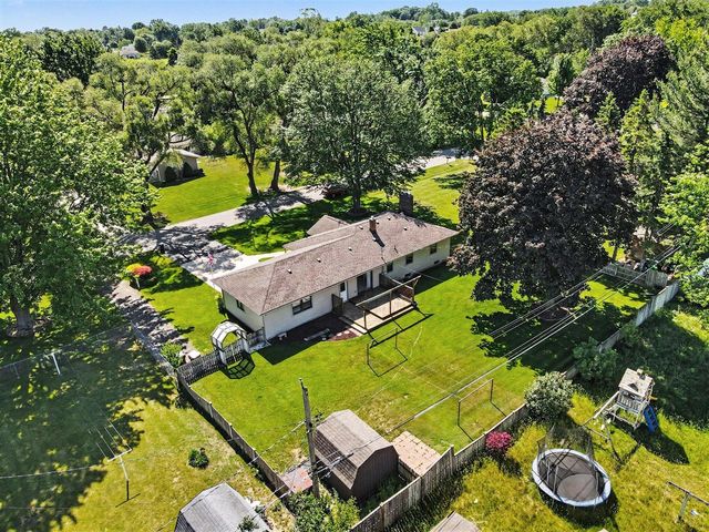 208 Cypress Avenue, Holland, MI 49423