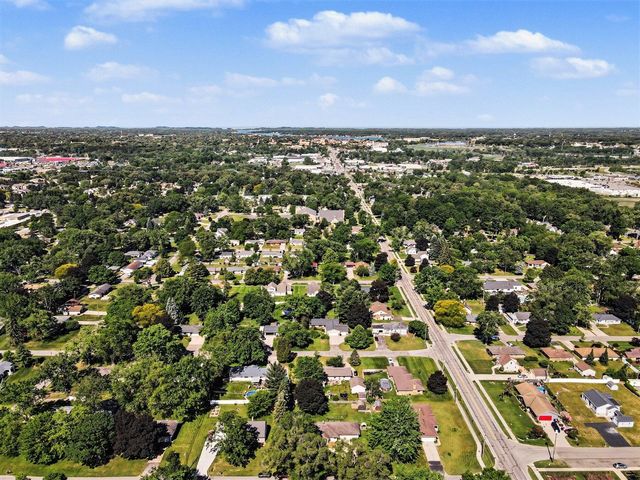 208 Cypress Avenue, Holland, MI 49423