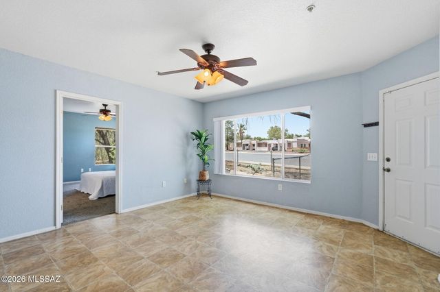 1569 N Paseo La Tinaja, Green Valley, AZ 85614