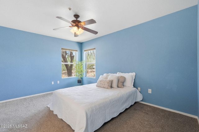 1569 N Paseo La Tinaja, Green Valley, AZ 85614