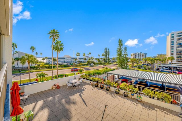 1430 GULF BOULEVARD 204, Clearwater Beach, FL 33767