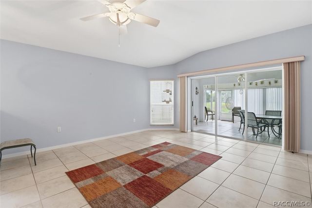 1832 W Shanelle Path, Lecanto, FL 34461