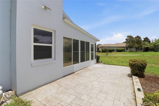 1832 W Shanelle Path, Lecanto, FL 34461