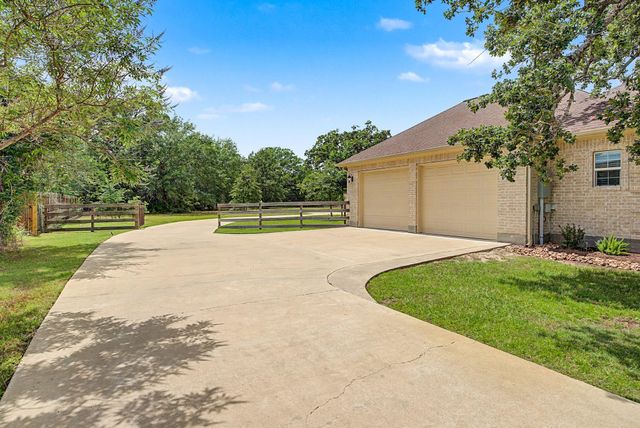 3903 Bravo Court, Bryan, TX 77808
