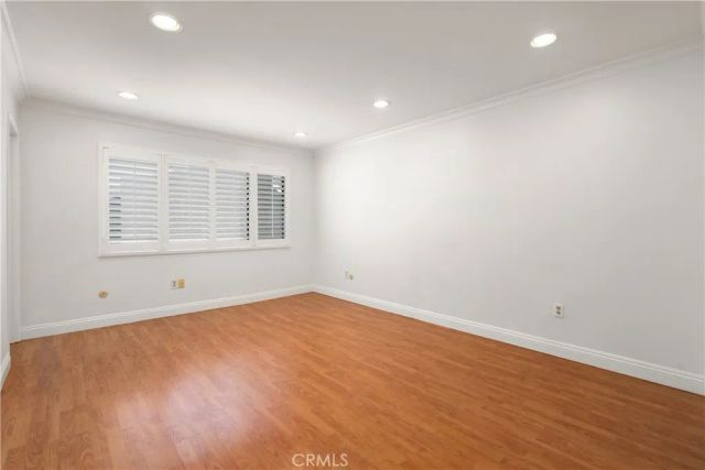 22038 Vanowen 232, Woodland Hills, CA 91303