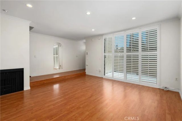22038 Vanowen 232, Woodland Hills, CA 91303