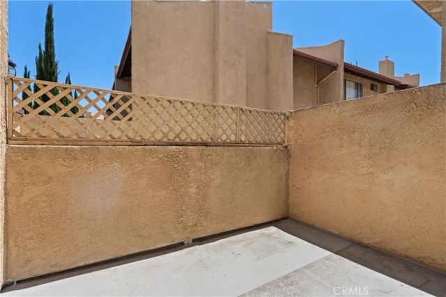 22038 Vanowen 232, Woodland Hills, CA 91303