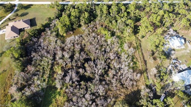 9750 Quail Hollow RD, North Fort Myers, FL 33917