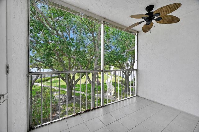 2516 SE Anchorage Cove H-3, Port St. Lucie, FL 34952