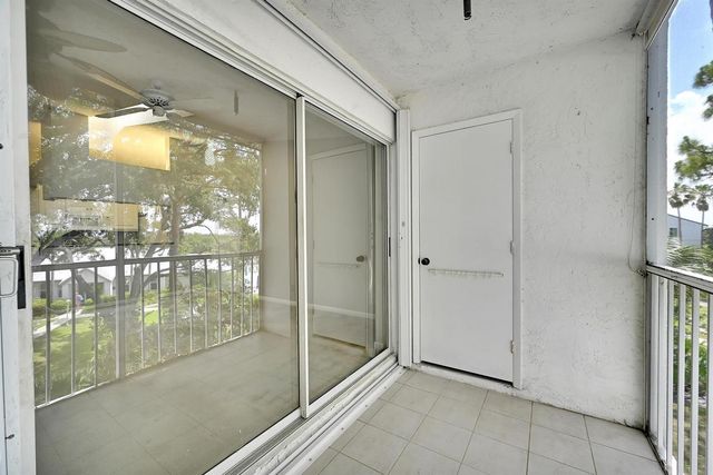 2516 SE Anchorage Cove H-3, Port St. Lucie, FL 34952
