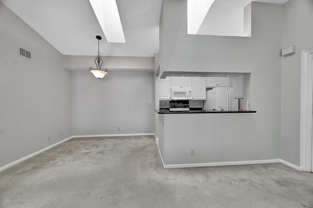 2516 SE Anchorage Cove H-3, Port St. Lucie, FL 34952