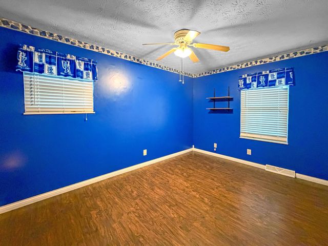 303 Gilbert Ridge Road, Alexandria, KY 41001