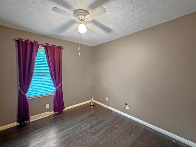 303 Gilbert Ridge Road, Alexandria, KY 41001