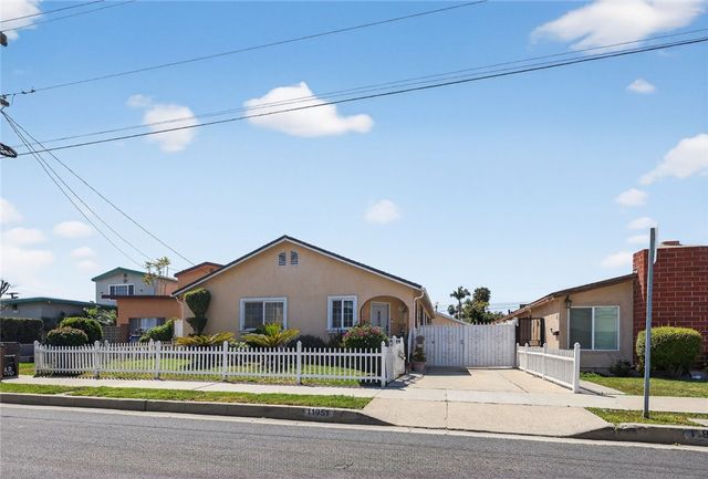 11951 Oxford, Hawthorne, CA 90250