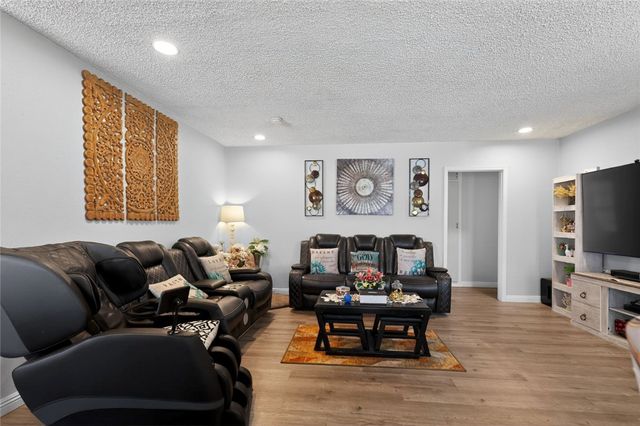 11951 Oxford, Hawthorne, CA 90250