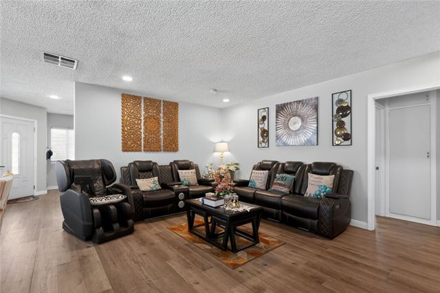 11951 Oxford, Hawthorne, CA 90250