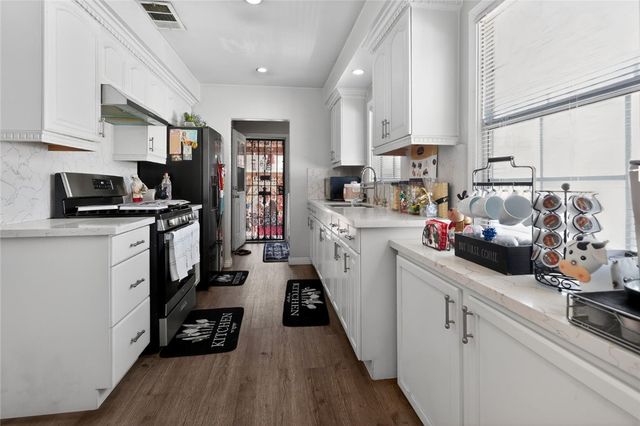 11951 Oxford, Hawthorne, CA 90250