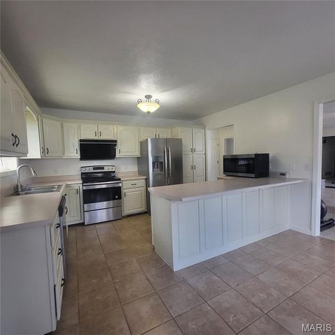 1850 Birch Place, Poplar Bluff, MO 63901