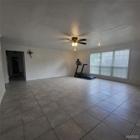 1850 Birch Place, Poplar Bluff, MO 63901