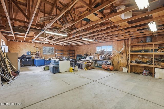 275 W Silver Sky Place, Green Valley, AZ 85614