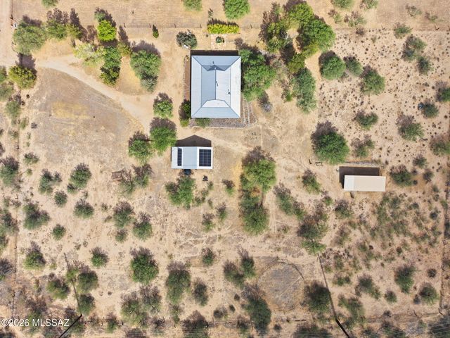 275 W Silver Sky Place, Green Valley, AZ 85614
