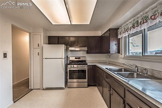 635 Drew Drive, Colorado Springs, CO 80911