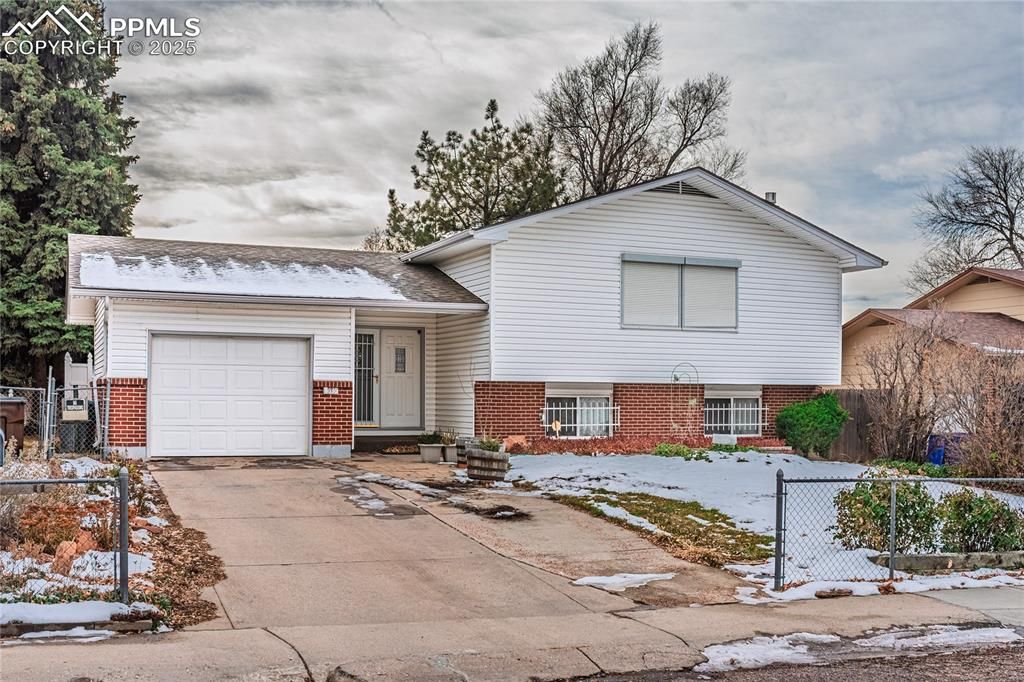 635 Drew Drive, Colorado Springs, CO 80911