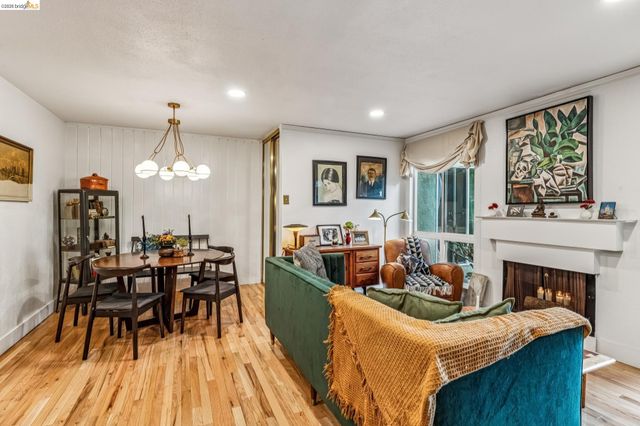 199 Montecito Ave 105, Oakland, CA 94610