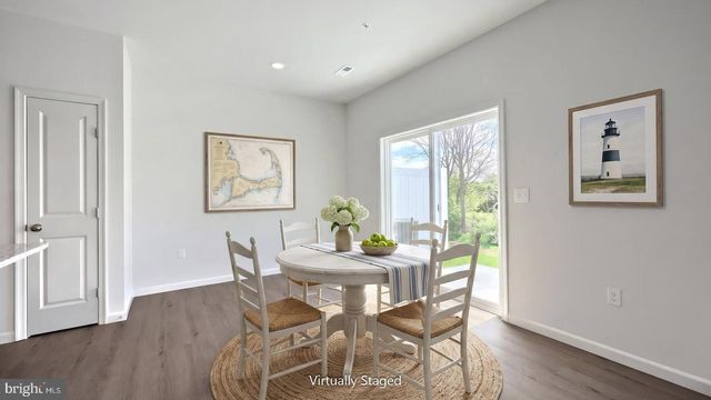 7855 OAK BROOK DR, Harrisburg, PA 17112