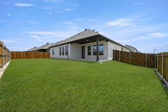 405 Daybreak Drive, Waxahachie, TX 75167