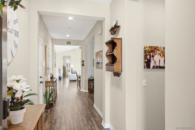 8121 Auberge, San Diego, CA 92127