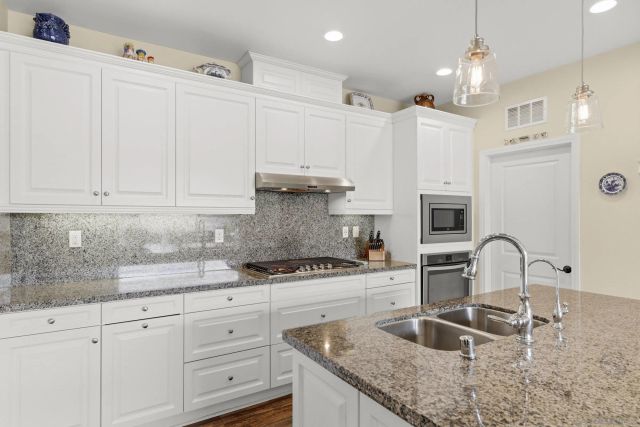 8121 Auberge, San Diego, CA 92127