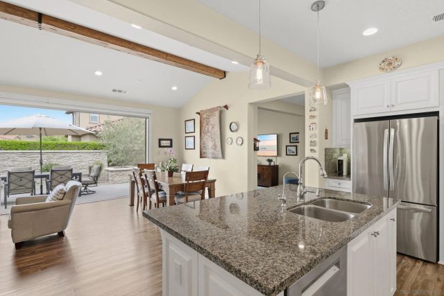 8121 Auberge, San Diego, CA 92127