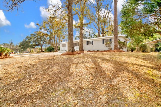 1000 Belvedere E Circle, Mobile, AL 36606