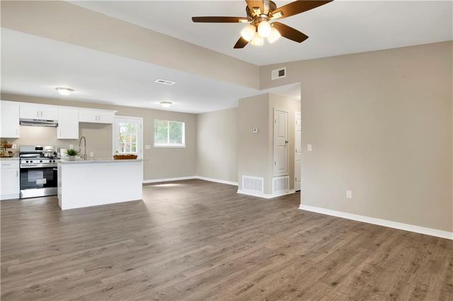 1000 Belvedere E Circle, Mobile, AL 36606