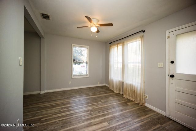 8034 GORDEAN Road, Jacksonville, FL 32221