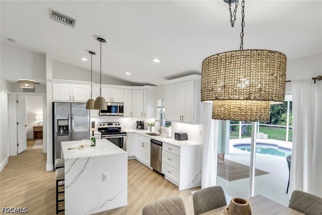 3322 Oasis BLVD, Cape Coral, FL 33914