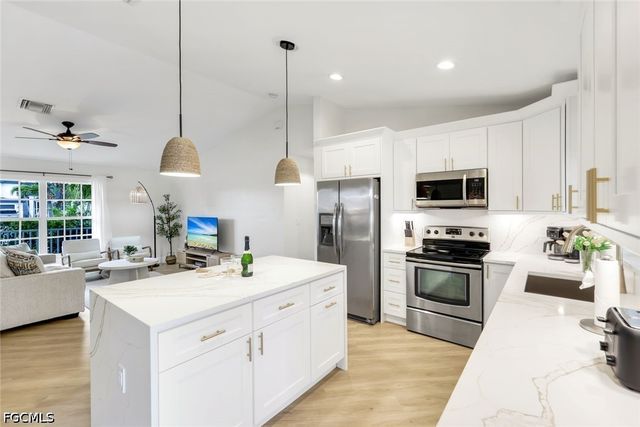 3322 Oasis BLVD, Cape Coral, FL 33914